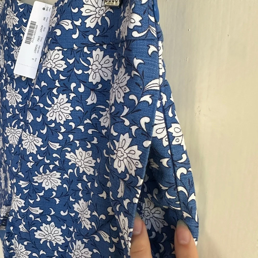 J.Crew Blue Floral Print Women’s Shorts NWT Size 0